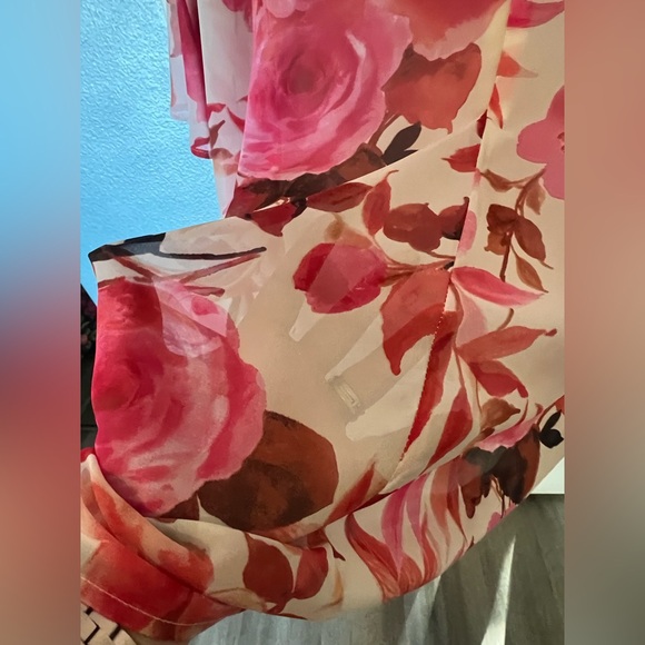 Connected Apparel Pink and Red Floral Dress - Picture 6 of 7